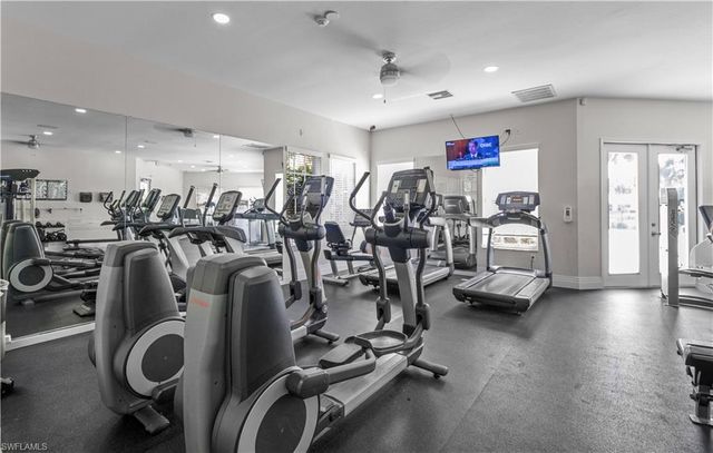 6772 Southern Oak CT, Naples, FL 34109