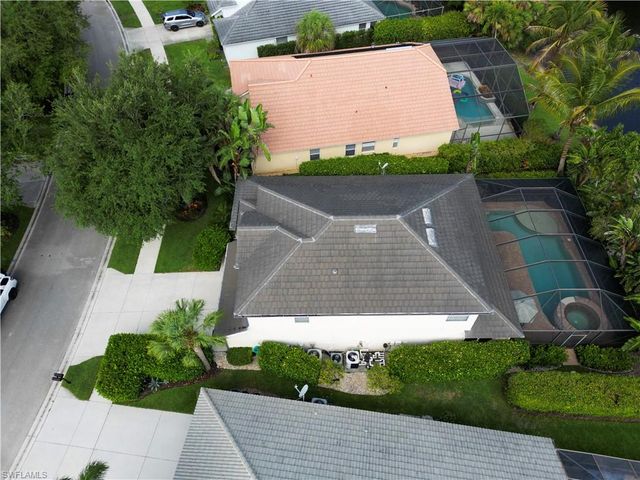6772 Southern Oak CT, Naples, FL 34109