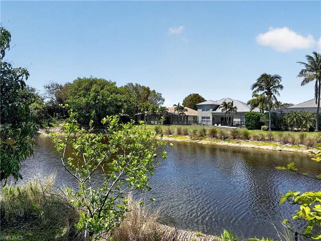 6772 Southern Oak CT, Naples, FL 34109
