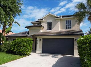 6772 Southern Oak CT, Naples, FL 34109