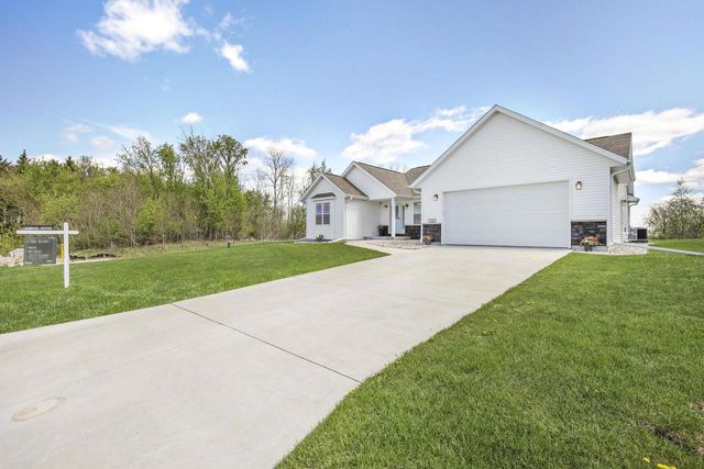 320 Beech Road, Waterloo, WI 53594
