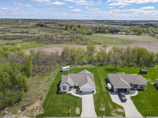 320 Beech Road, Waterloo, WI 53594