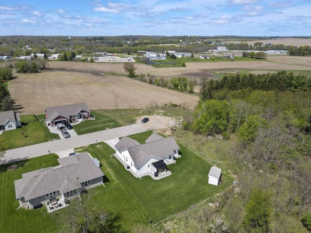 320 Beech Road, Waterloo, WI 53594