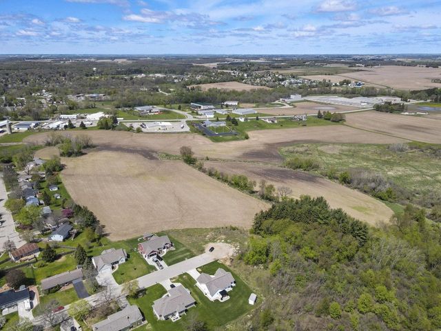 320 Beech Road, Waterloo, WI 53594