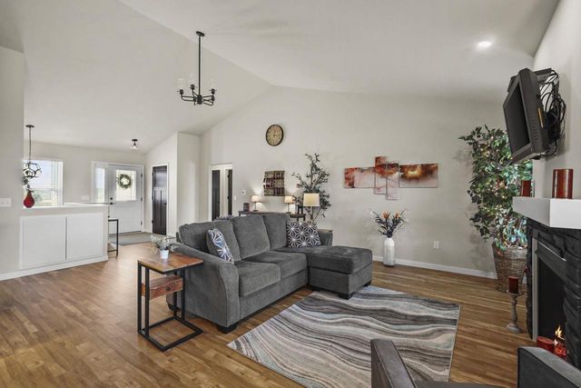 320 Beech Road, Waterloo, WI 53594