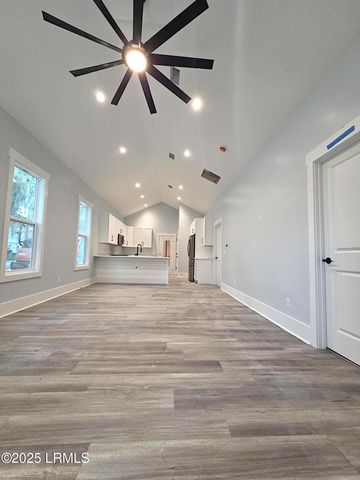 824 15th Street, Port Royal, SC 29935