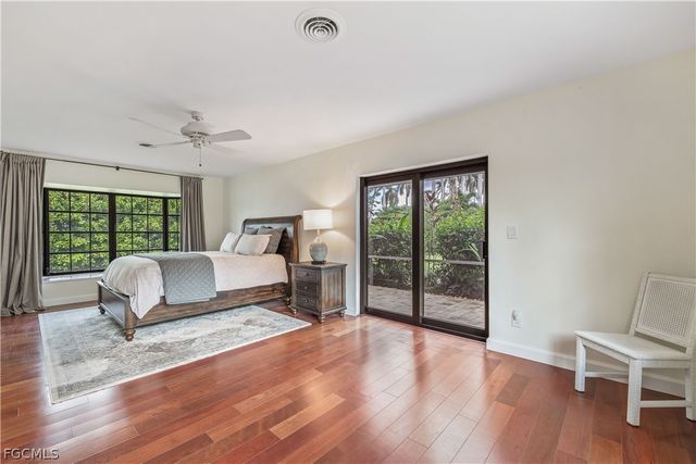 3209 W Riverside DR, Fort Myers, FL 33901