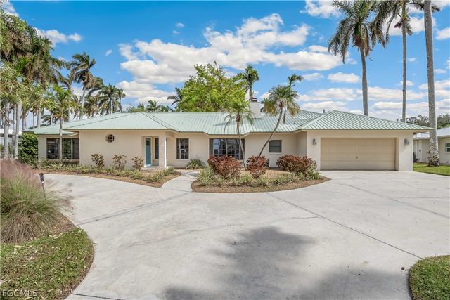 3209 W Riverside DR, Fort Myers, FL 33901