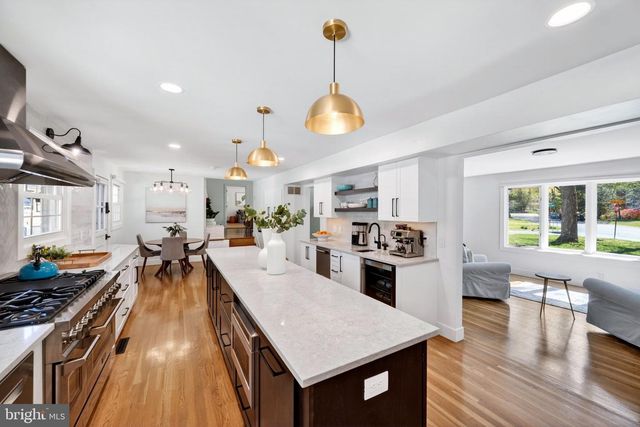 300 WHITE PLAINS CT, Severna Park, MD 21146