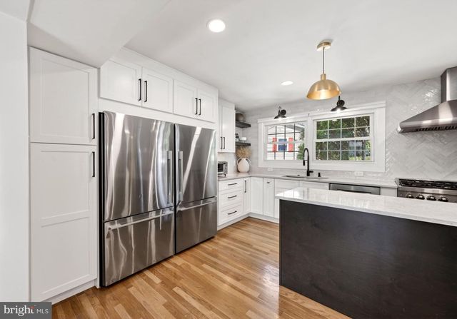 300 WHITE PLAINS CT, Severna Park, MD 21146