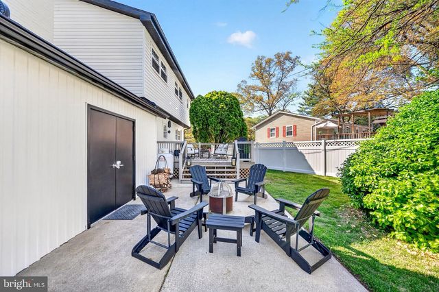 300 WHITE PLAINS CT, Severna Park, MD 21146