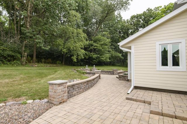 S26W31396 Cregennan Bae, Wales, WI 53183