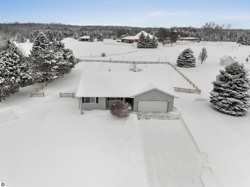 Image 22 of property listing at 5776 Cherry Blossom Drive, Traverse City, MI 49684