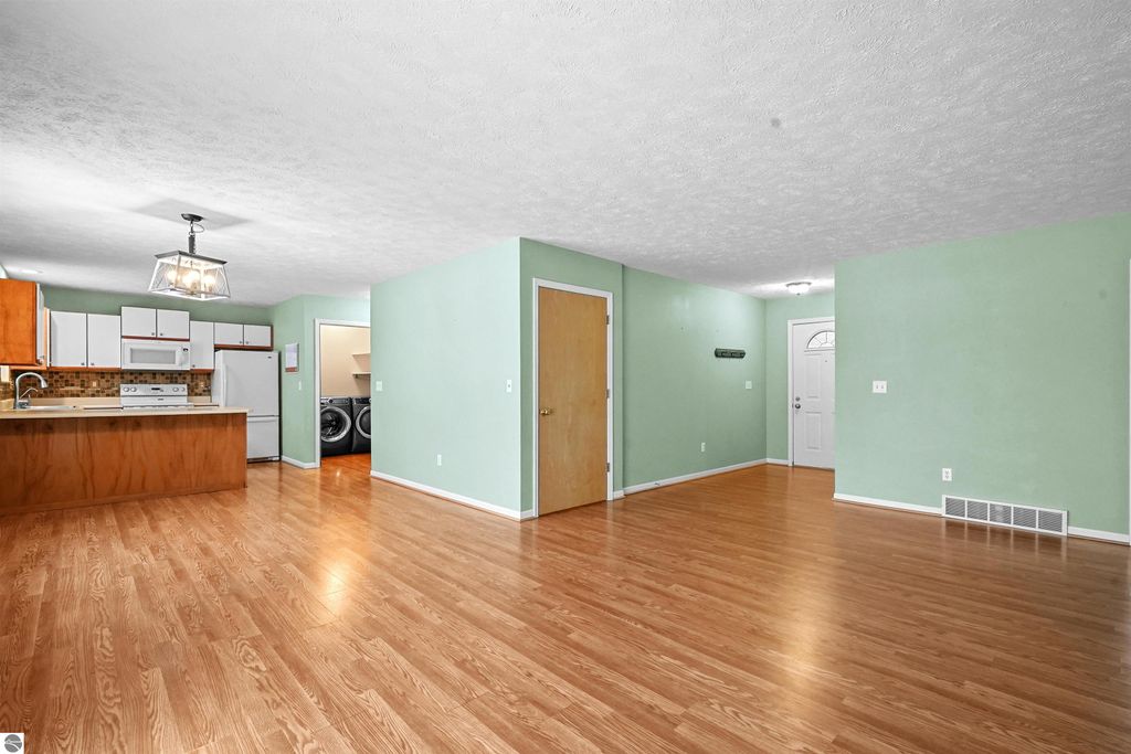 Image 4 of property listing at 5776 Cherry Blossom Drive, Traverse City, MI 49684