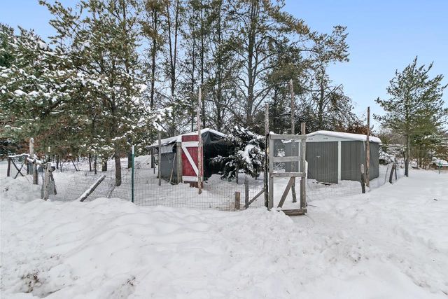 N7626 Neitzel Drive, New Lisbon, WI 53950