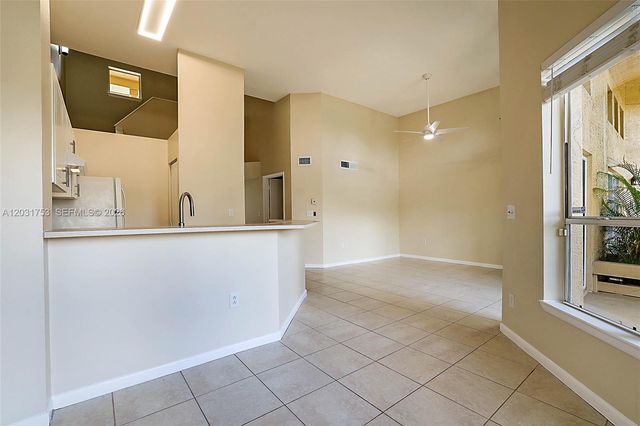 4791 Via Palm Lks 1705, West Palm Beach, FL 33417