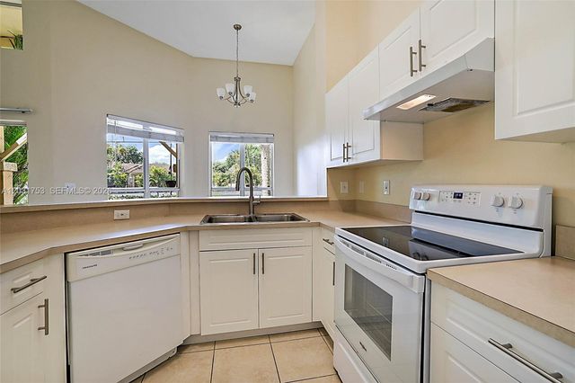 4791 Via Palm Lks 1705, West Palm Beach, FL 33417