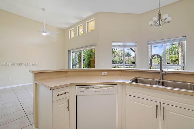 4791 Via Palm Lks 1705, West Palm Beach, FL 33417