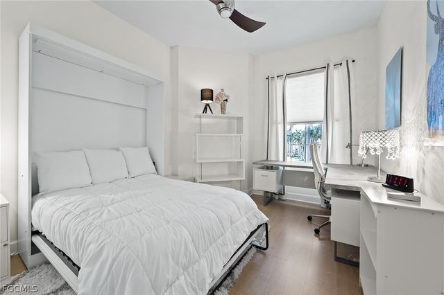 11160 Harbour Yacht CT B, Fort Myers, FL 33908