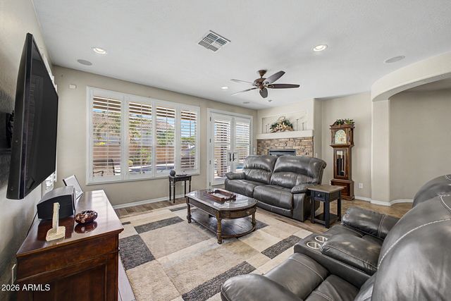 5317 W BUCKHORN Trail, Phoenix, AZ 85083