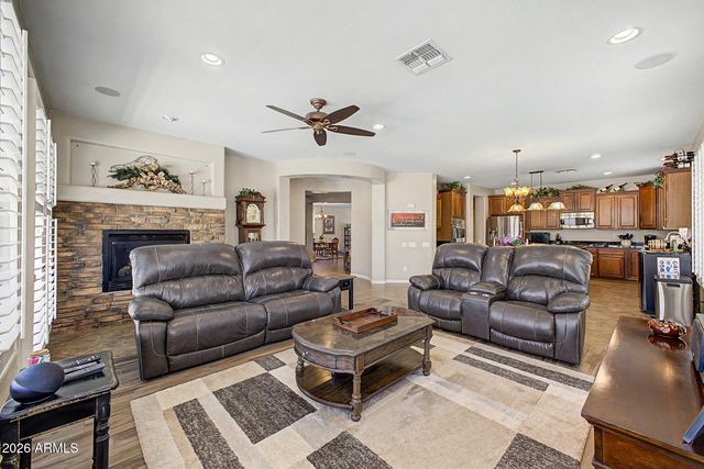 5317 W BUCKHORN Trail, Phoenix, AZ 85083