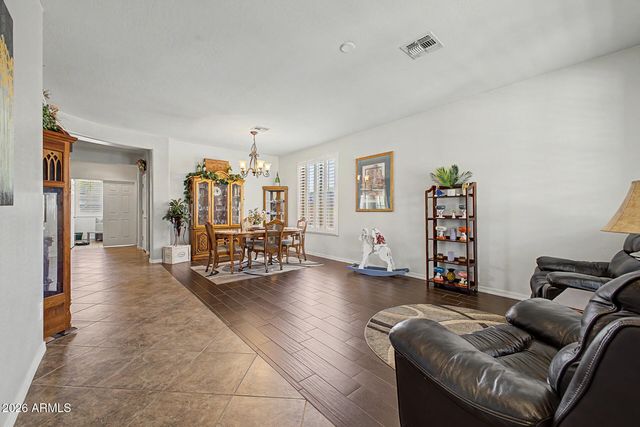 5317 W BUCKHORN Trail, Phoenix, AZ 85083