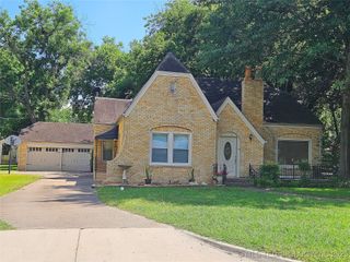 1804 Stanley SW, Ardmore, OK 73401