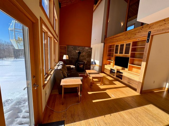 104 Upper Stonehouse Mountain Road, Orford, NH 03777