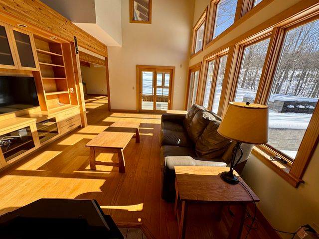 104 Upper Stonehouse Mountain Road, Orford, NH 03777