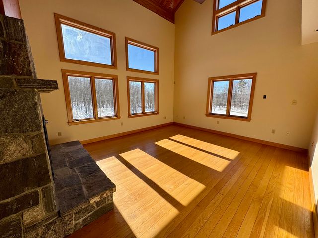 104 Upper Stonehouse Mountain Road, Orford, NH 03777