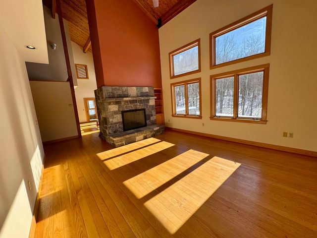 104 Upper Stonehouse Mountain Road, Orford, NH 03777