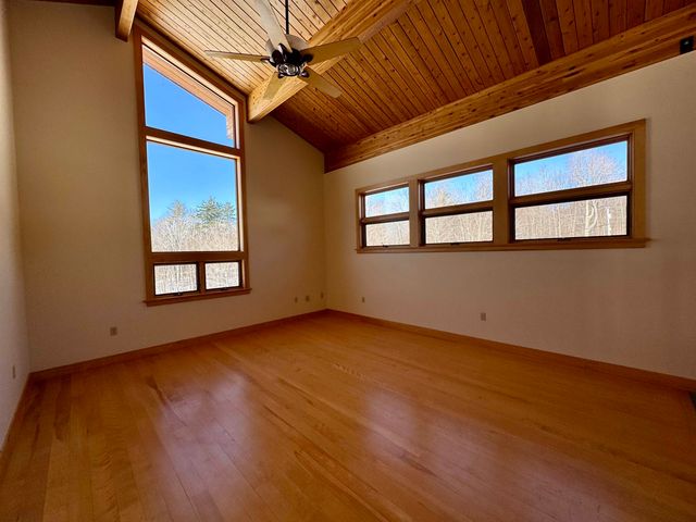 104 Upper Stonehouse Mountain Road, Orford, NH 03777