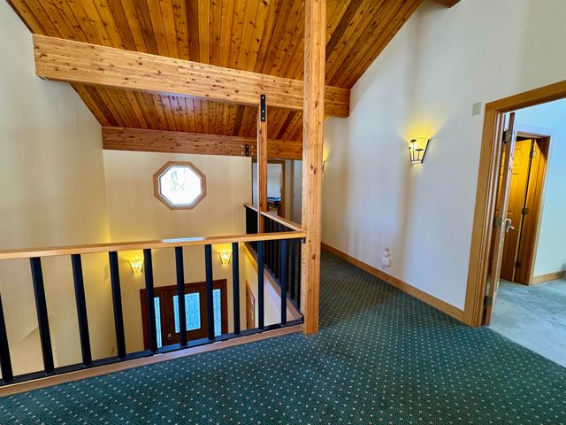 104 Upper Stonehouse Mountain Road, Orford, NH 03777