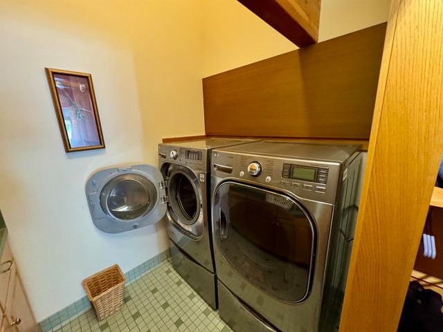 104 Upper Stonehouse Mountain Road, Orford, NH 03777