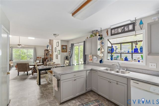 6158 Stronghold Dr, Mechanicsville, VA 23111
