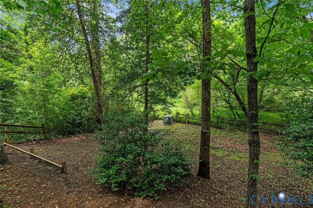 6158 Stronghold Dr, Mechanicsville, VA 23111
