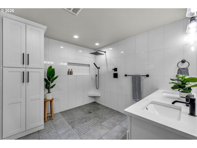 4412 Se 166TH Pl, Vancouver, WA 98660