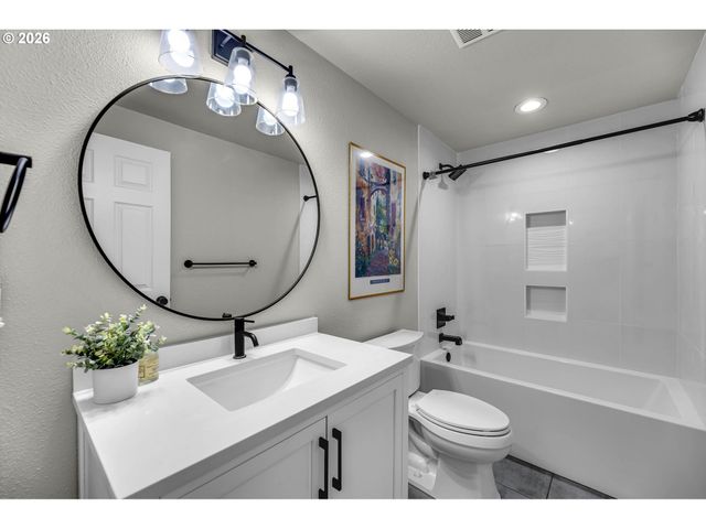 4412 Se 166TH Pl, Vancouver, WA 98660