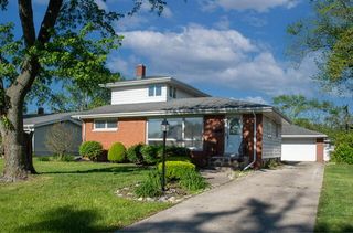 8133 Howard Avenue, Munster, IN 46321