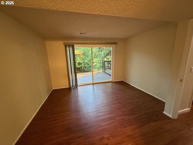 2901 TIMBERLINE Dr, Eugene, OR 97405