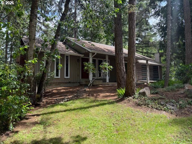 2901 TIMBERLINE Dr, Eugene, OR 97405
