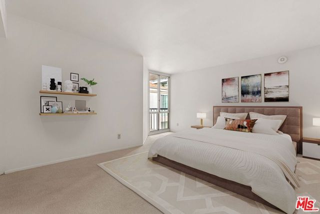 8530 Holloway Drive 309, West Hollywood, CA 90069