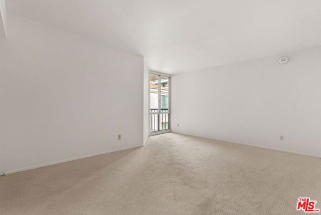 8530 Holloway Drive 309, West Hollywood, CA 90069