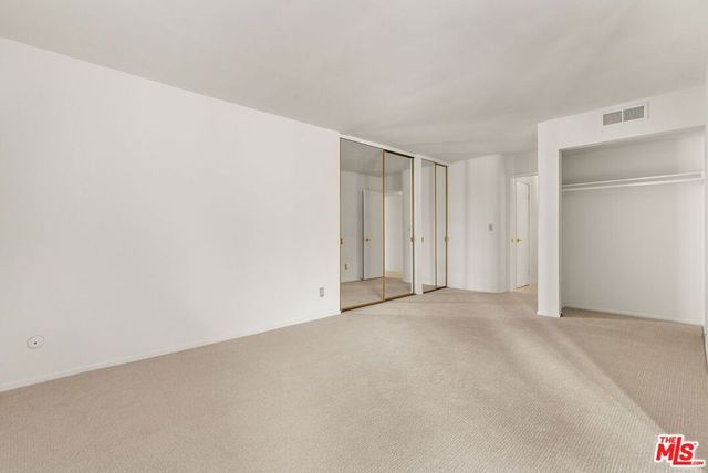 8530 Holloway Drive 309, West Hollywood, CA 90069