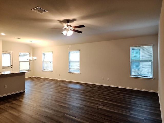 128 Onna ST, Taylor, TX 76574