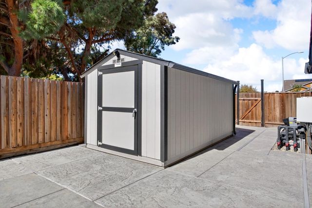 790 Monte Oro Court, Manteca, CA 95337