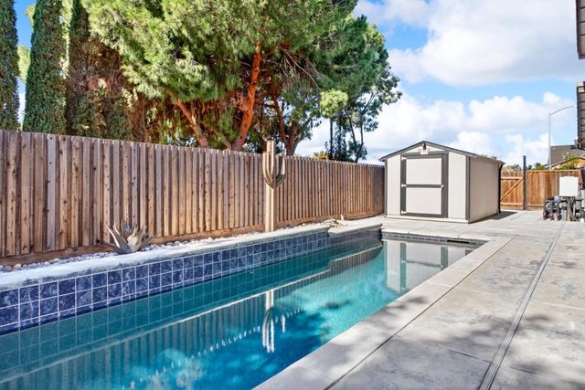 790 Monte Oro Court, Manteca, CA 95337