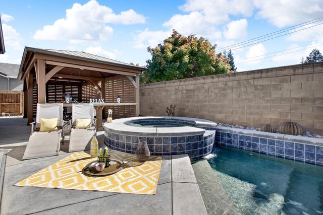 790 Monte Oro Court, Manteca, CA 95337