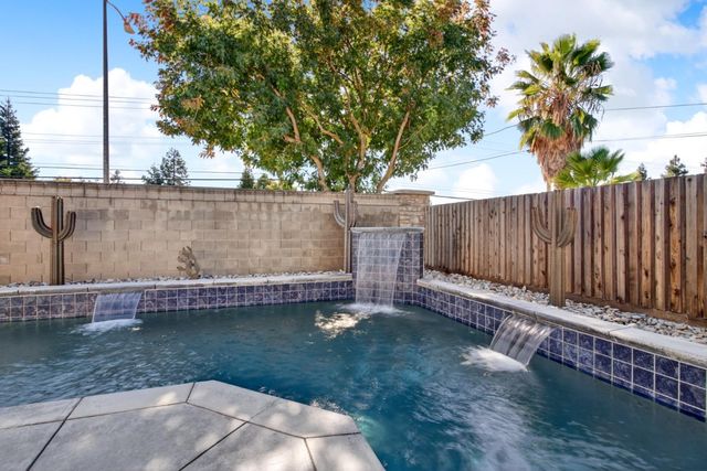790 Monte Oro Court, Manteca, CA 95337