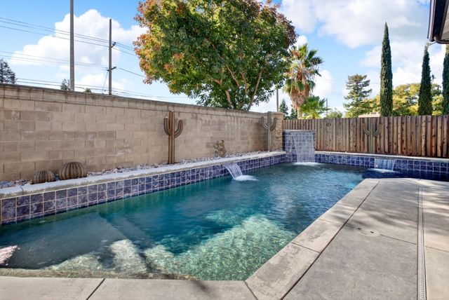 790 Monte Oro Court, Manteca, CA 95337